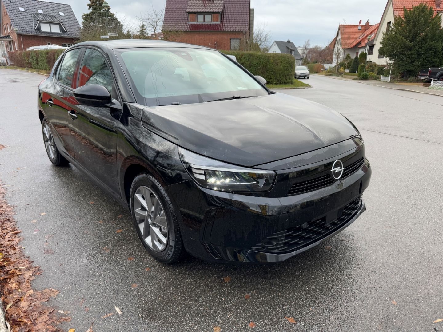 Fahrzeugabbildung Opel Corsa F 1.2 Turbo mit Sitz- und Lenkradheizung