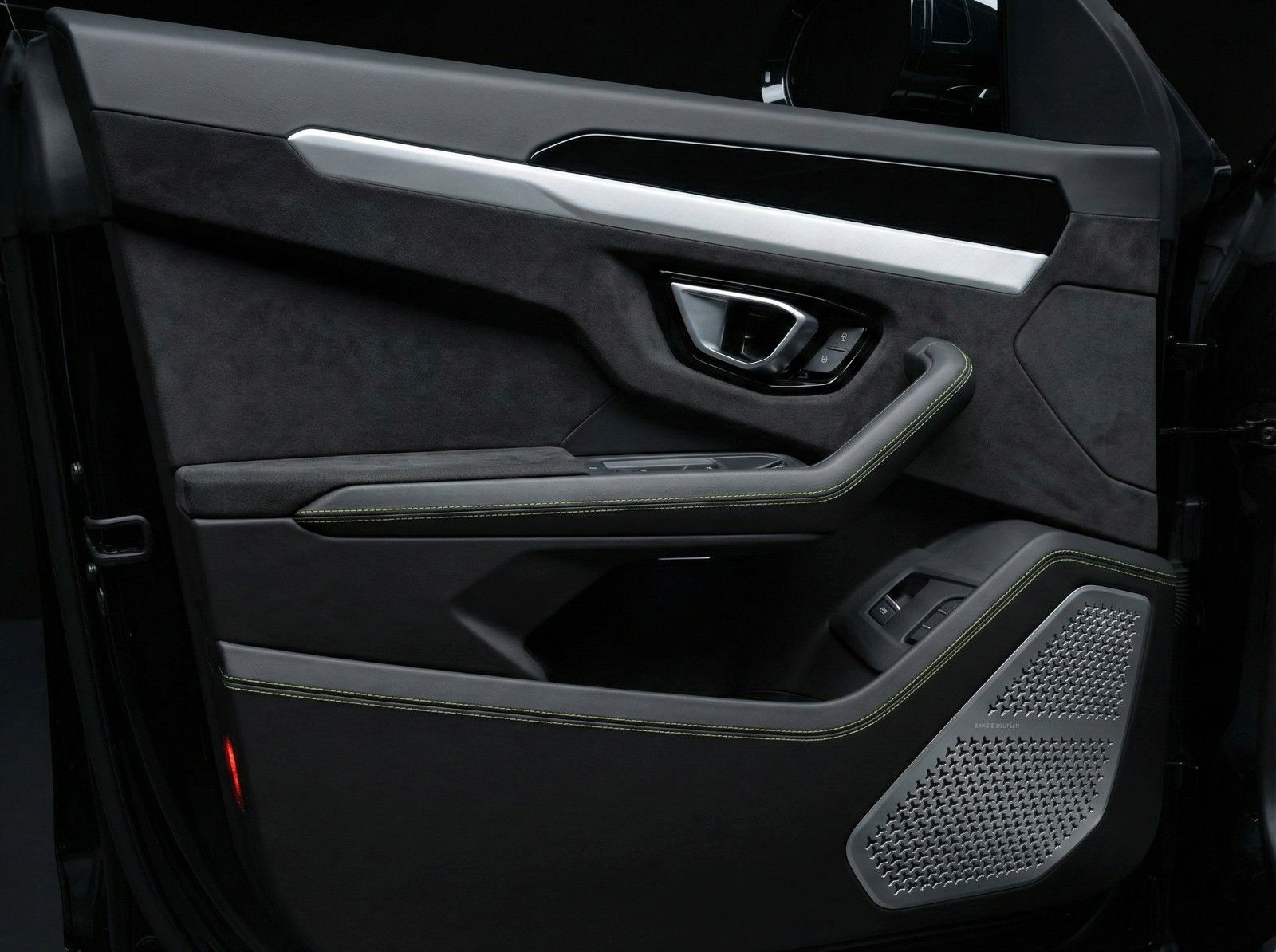 Fahrzeugabbildung Lamborghini Urus | B&O | ADAS | Garantie | 23" | Alcantara