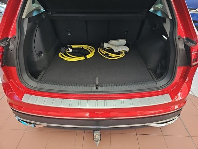 Fahrzeugabbildung Volkswagen Tiguan 1.4 eHybrid DSG Elegance LED-MATRIX AHK N