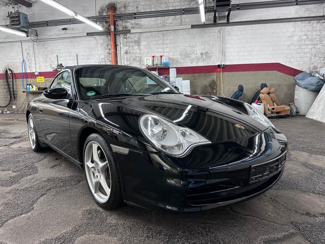 Porsche 996 Carrera 4 Cabriolet / Schalter