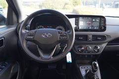 HYUNDAI i10 1.0Trend AUT-KLIMA-ALU+WR-NAVI-SHZG-TEMPOMAT