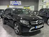 Mercedes-Benz GLC 220 d 4Matic*9-G*Pano*AHK*Navi*Chrome Paket! - Mercedes-Benz GLC 220 Gebrauchtwagen in München