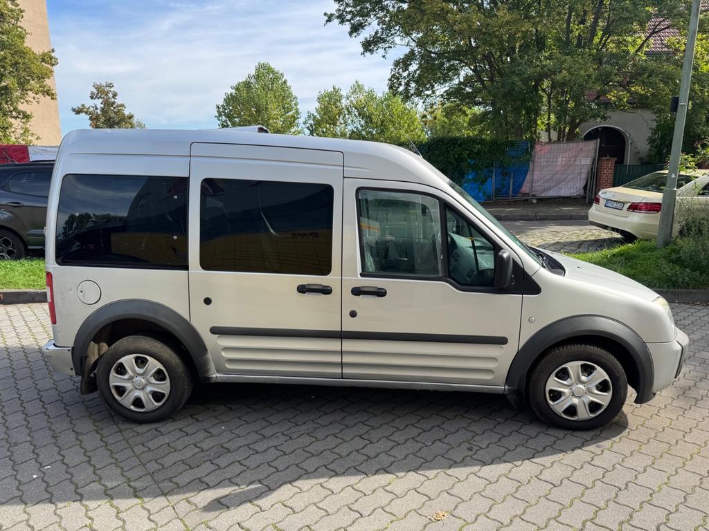 Ford Tourneo