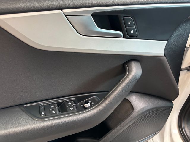Audi A4 Avant*ACC*Spurhalte*VerkehrszeichenEK*LED*PDC