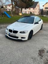 BMW E92 335i Handschalter / M Performance Auspuff - BMW 335 aus 2007: Coupe