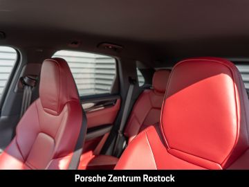 Porsche Cayenne - 8