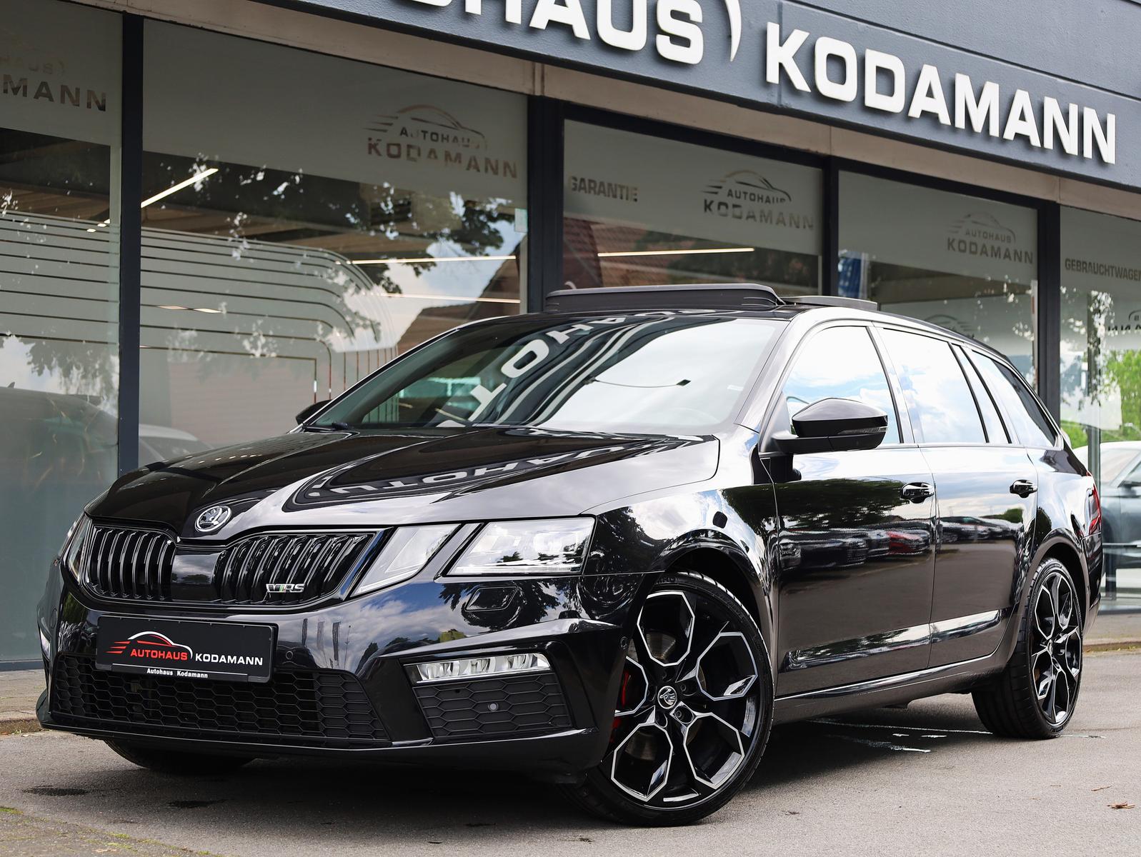 Skoda Octavia RS 4x4*AHK*Virtual*Keyless*Pano*ACC