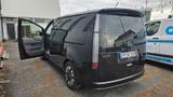 Hyundai STARIA 2.2 CRDi Signature 7-Sitzer Auto 2WD ... - Hyundai STARIA aus 2023