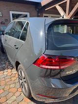Volkswagen Golf e-Golf e-Golf - mit Elektro-Antrieb: Allwetterreifen