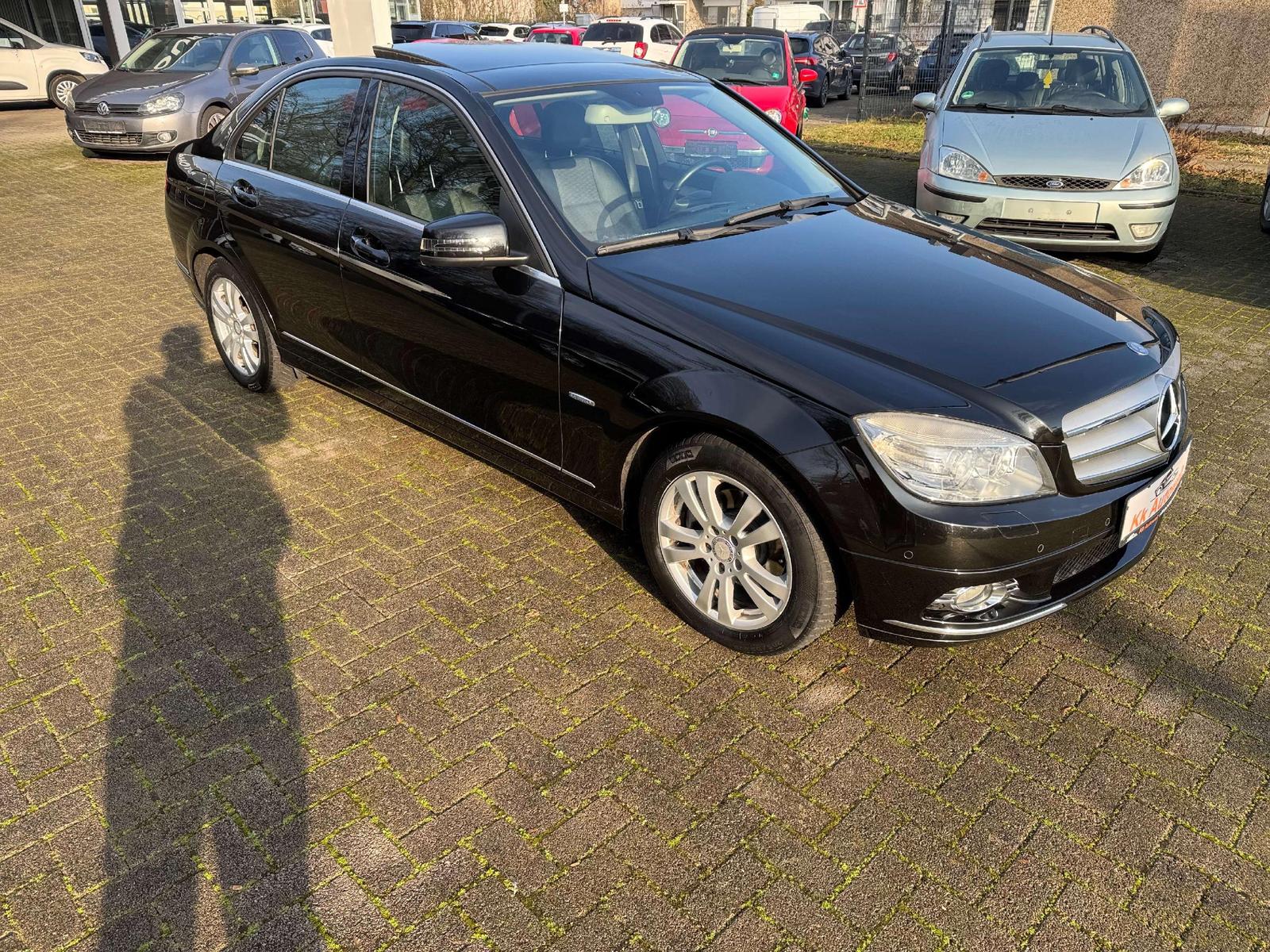 Mercedes-Benz C 180 C 180 Kompressor, sehr gepflegt, Panorama-