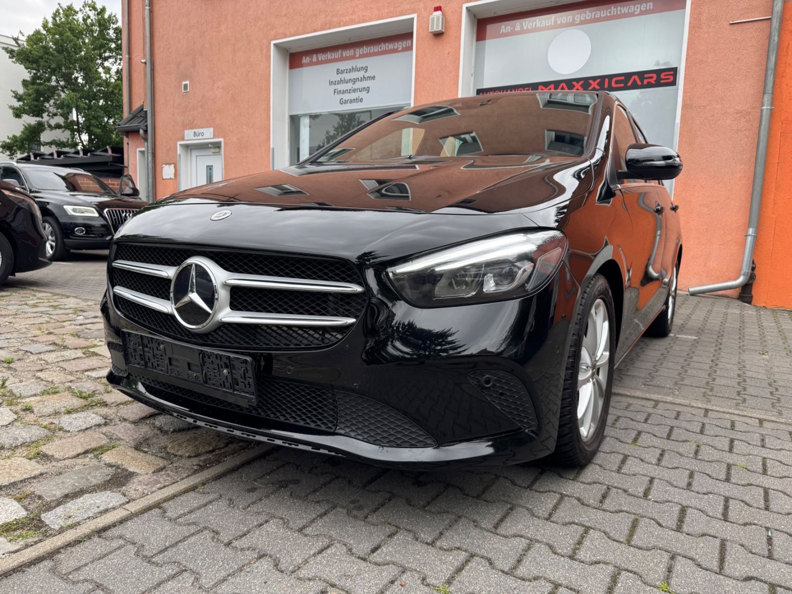MERCEDES-BENZ B 180 B B 180 Automatik*NAVI*LED*KAM