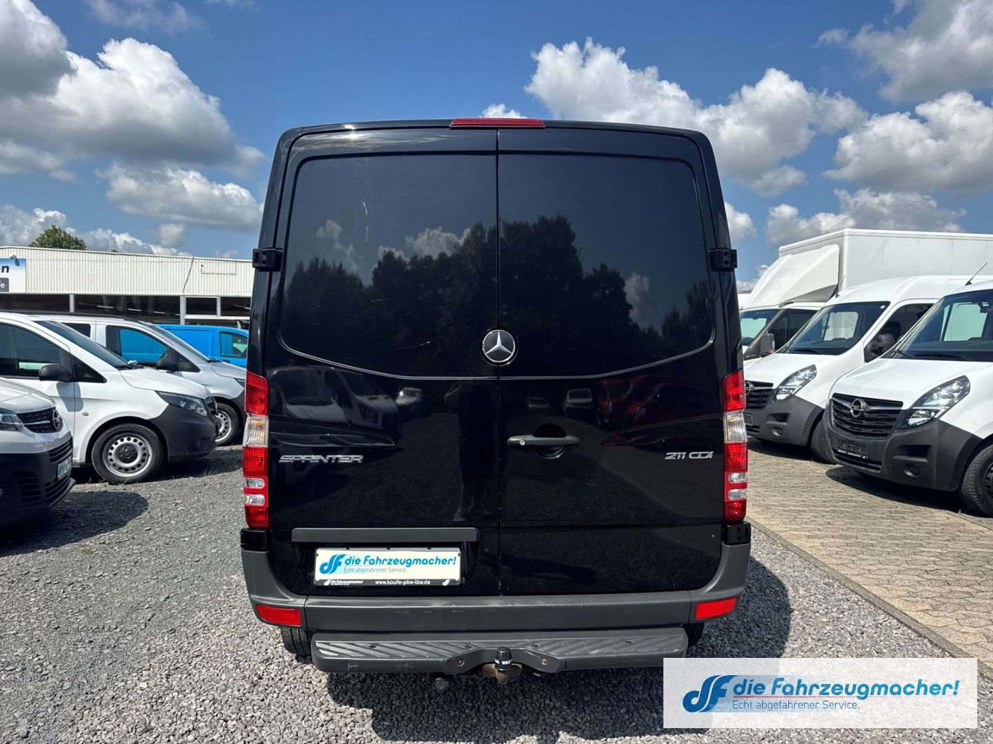 Fahrzeugabbildung Mercedes-Benz Sprinter II Kasten 211 CDI AHK el.SP Spieg. behe