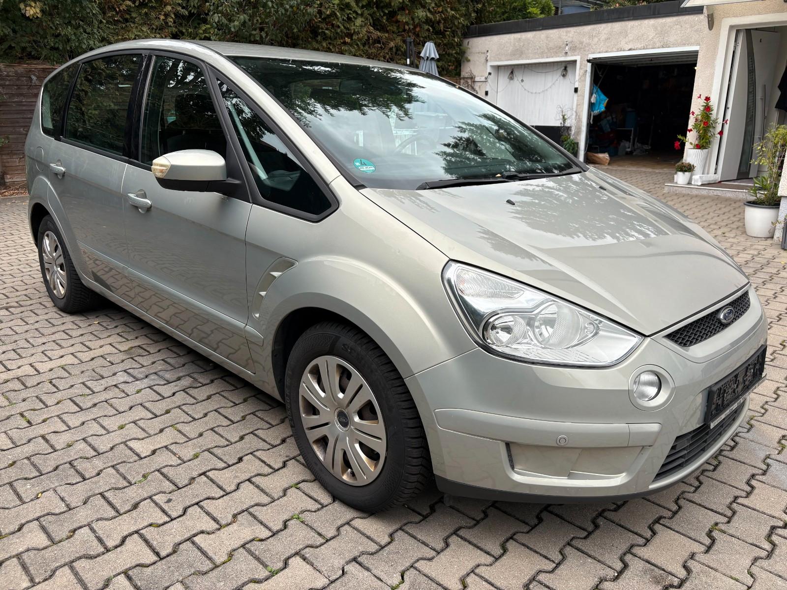 Ford S-MAX  2,0 Tdci Trend * TÜV 02/2027* 7 Sitzer*