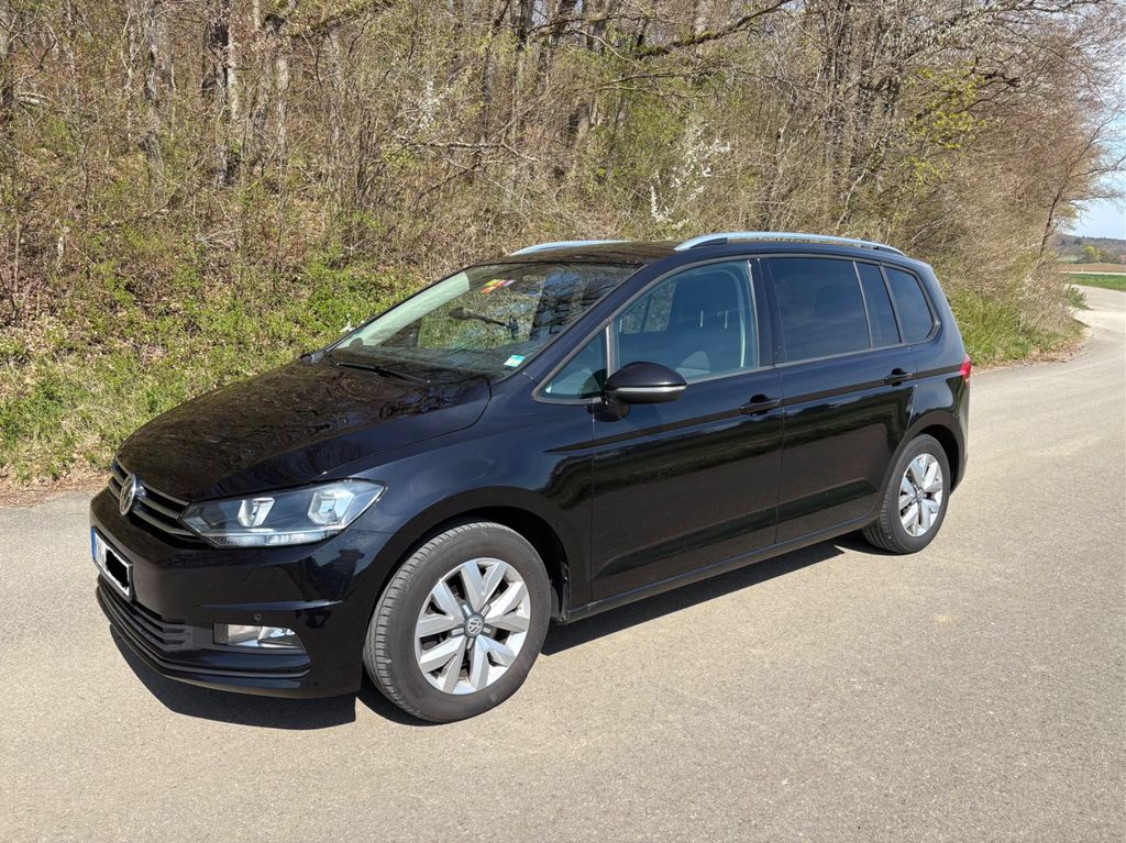 Image of Volkswagen Touran