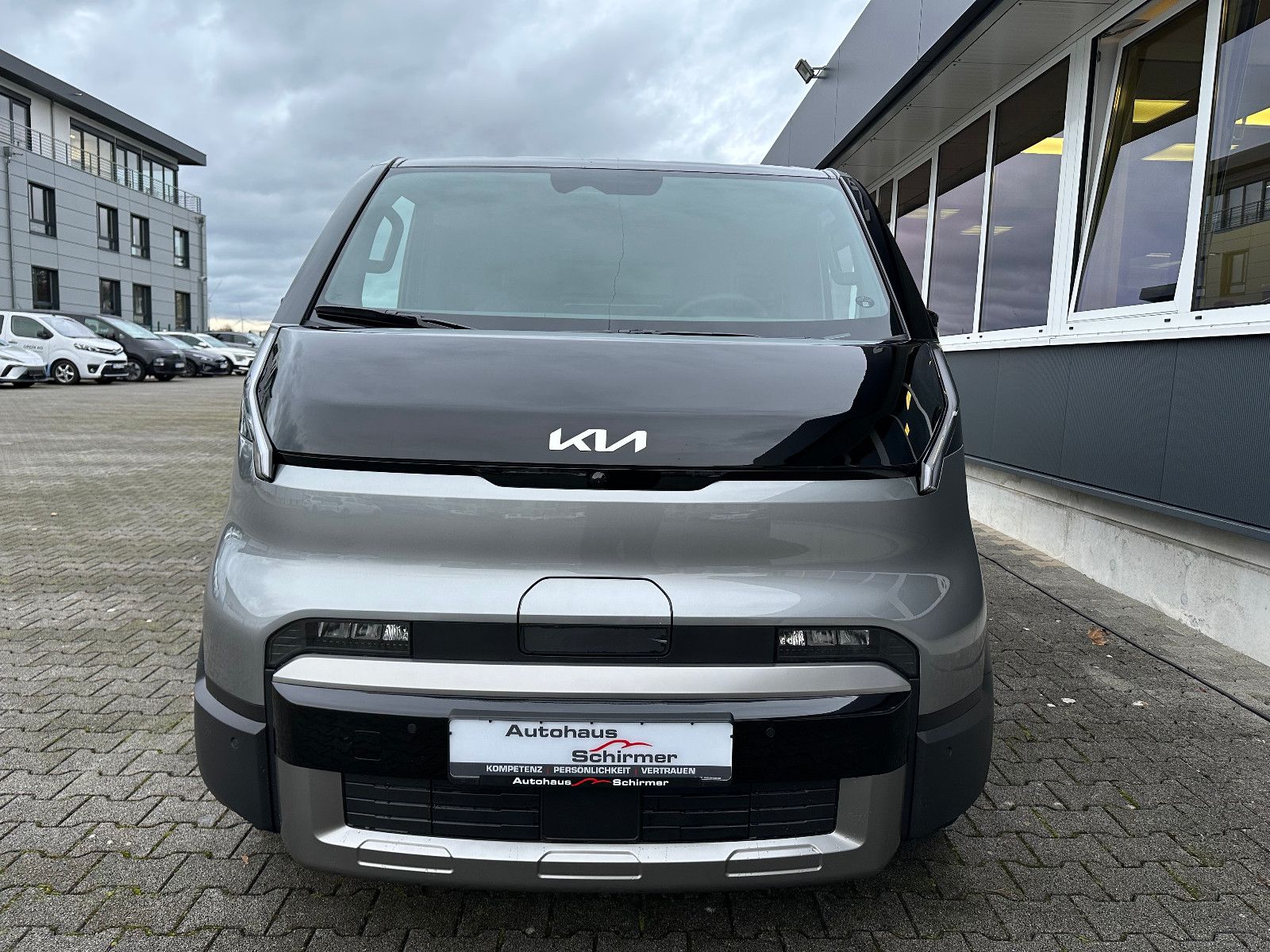 Fahrzeugabbildung Kia PV5 CARGO L2H1 4T 71,2 ELITE WP CT LM AW