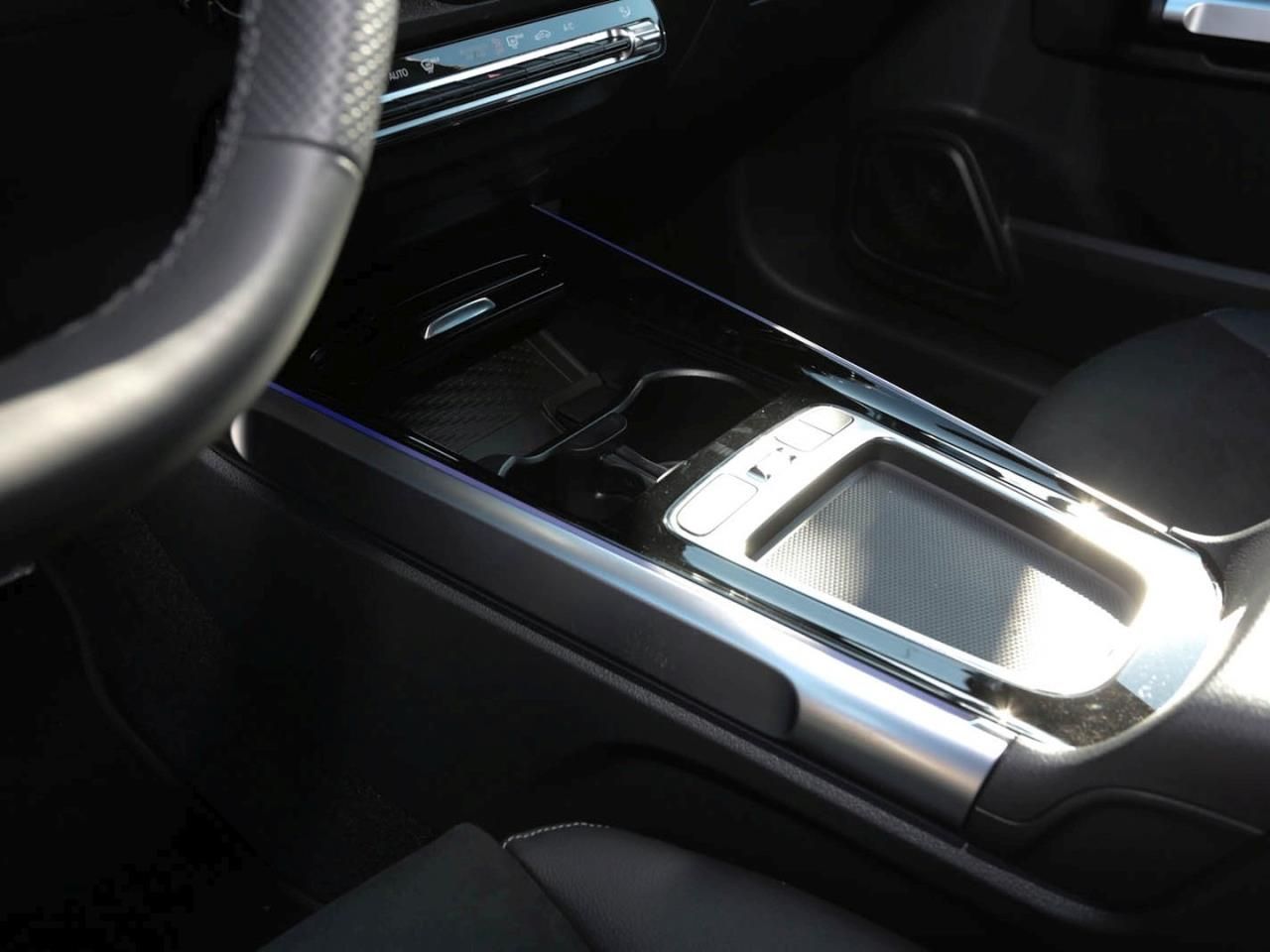 Mercedes-Benz GLB 200 d AMG Night MBUXNavi Easy-Pack AHK 360° foto 18