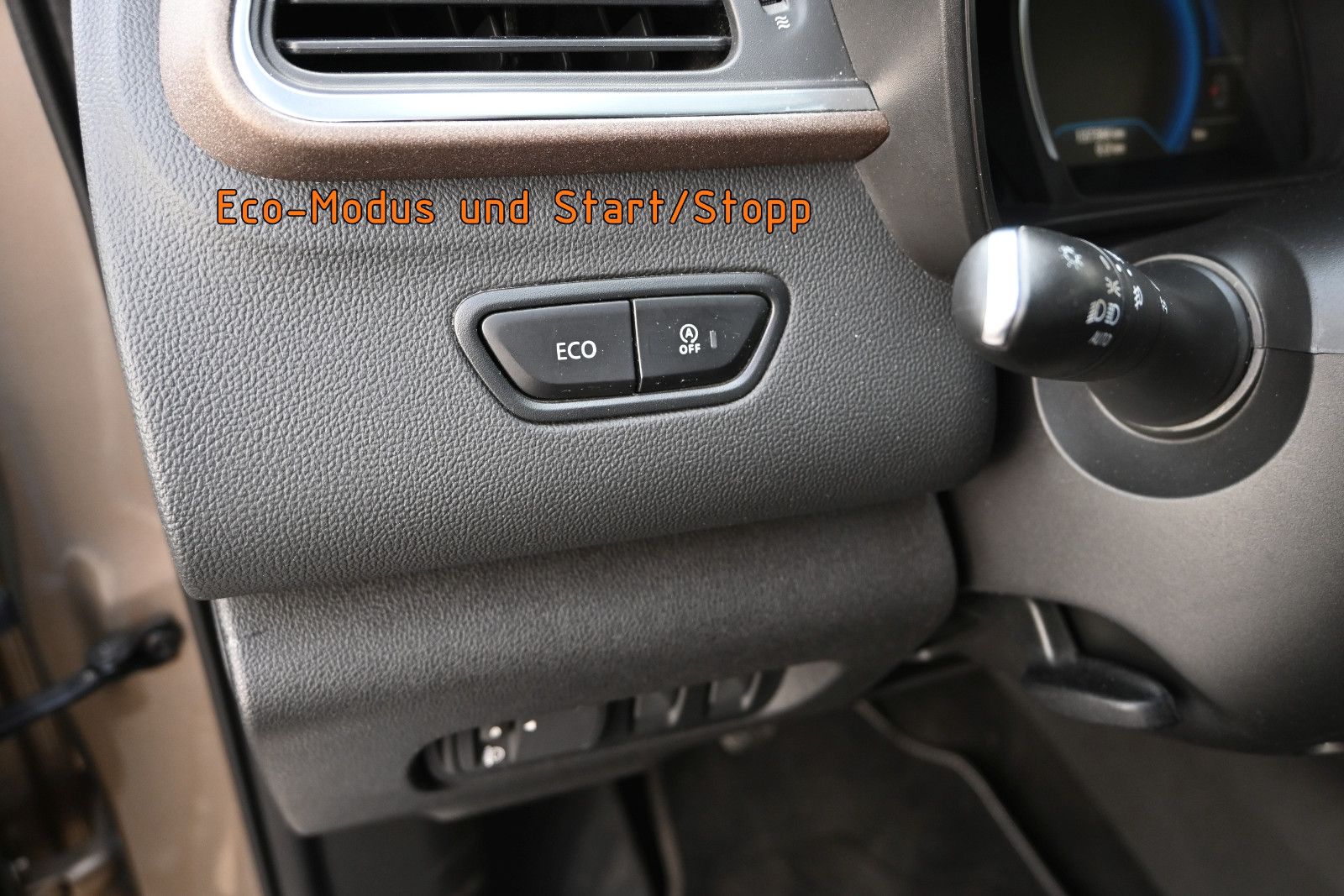 Fahrzeugabbildung Renault Kadjar ENERGY 1,2 TCe 130 XMOD °AHK°NAVI°KEYLESS