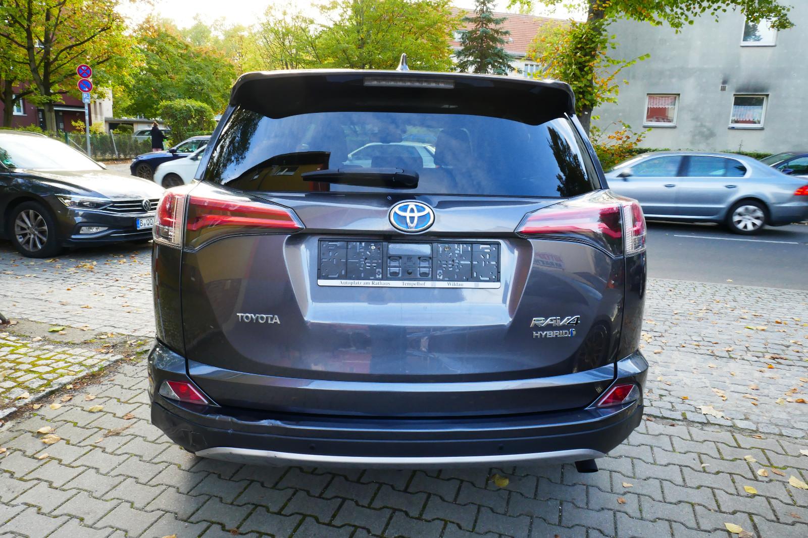 TOYOTA RAV 4 155CH - BVA - 1ERE MAIN - HAYON ÉLECTRIQUE - 75.342 KMS