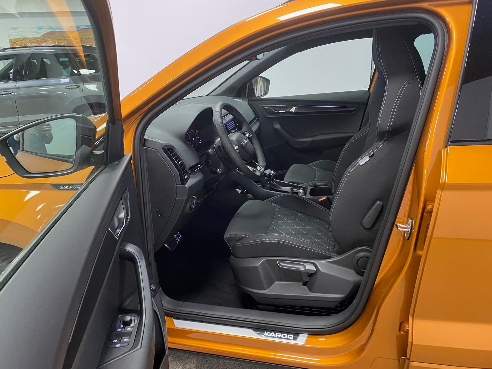 Fahrzeugabbildung SKODA Karoq 1.5 ACT SPORTLINE+5J GA+MATRIX+ACC+360+AHK