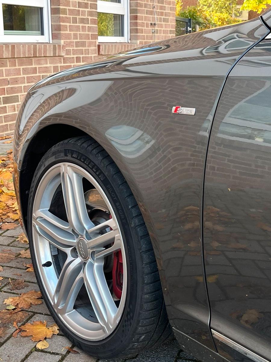 Audi A6 2010 — photo 8
