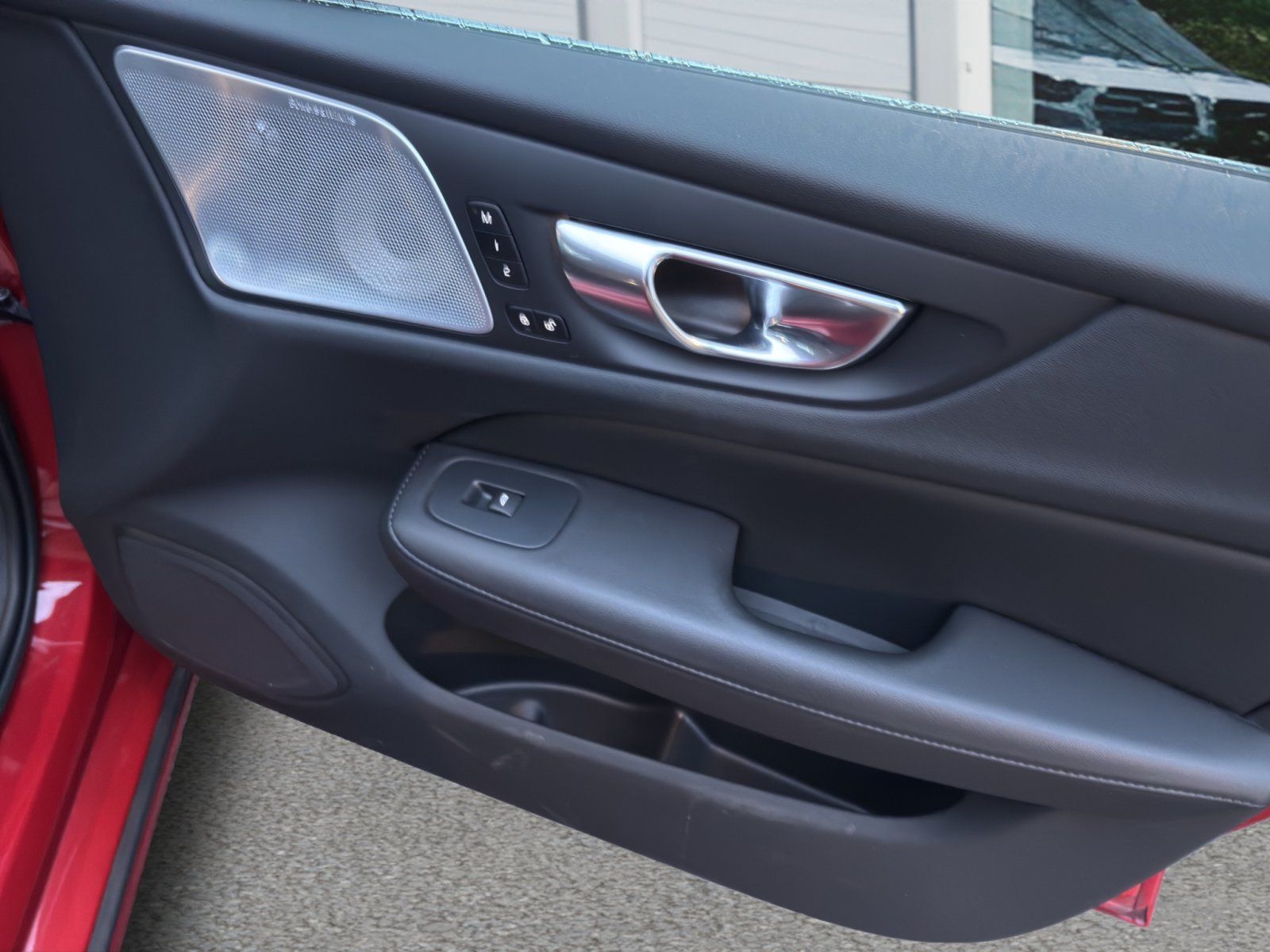 Fahrzeugabbildung Volvo V60 Ultimate Bright