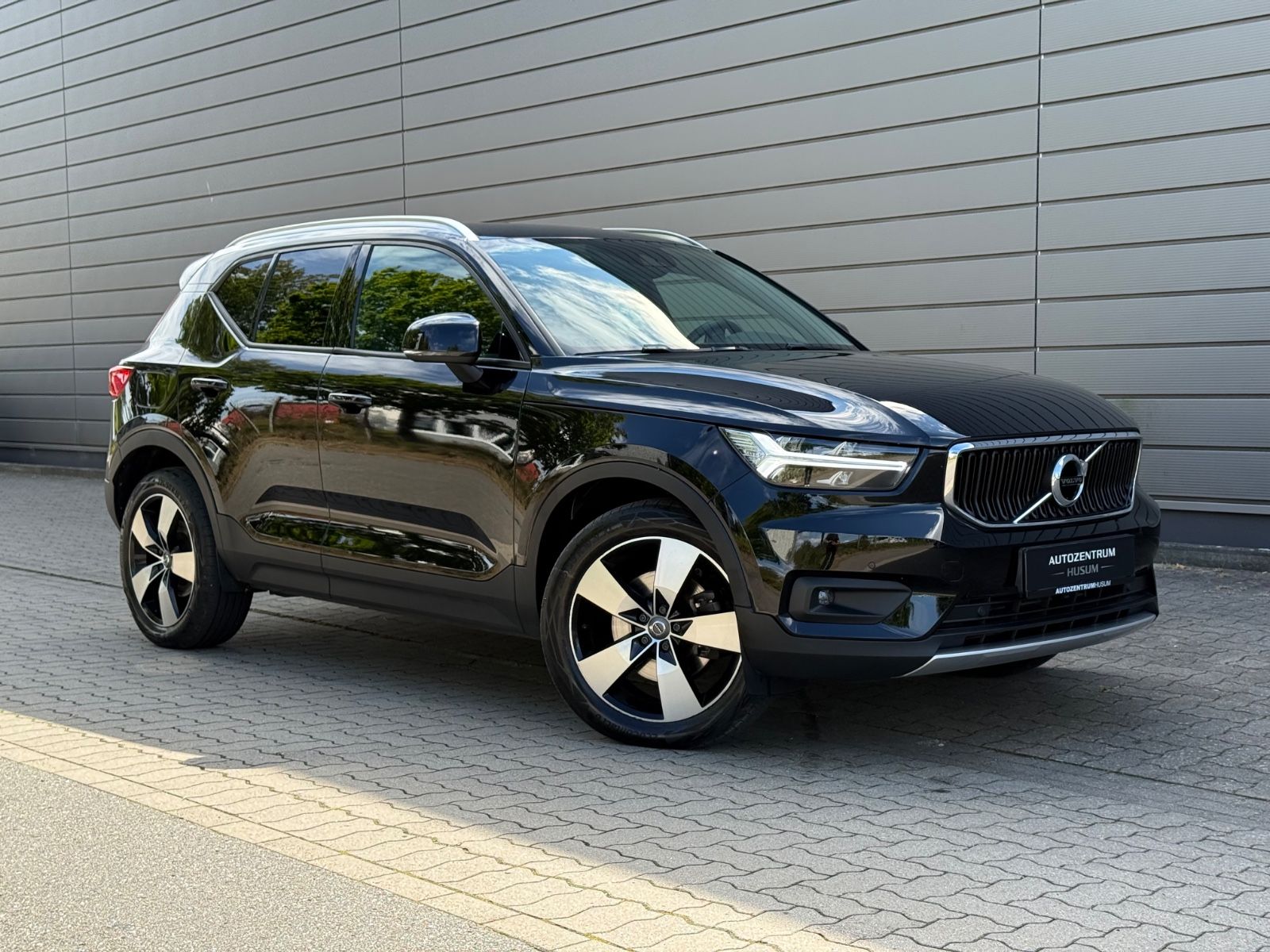 Volvo XC40 Momentum Pro AWD HU AU KAMERA LED foto 4