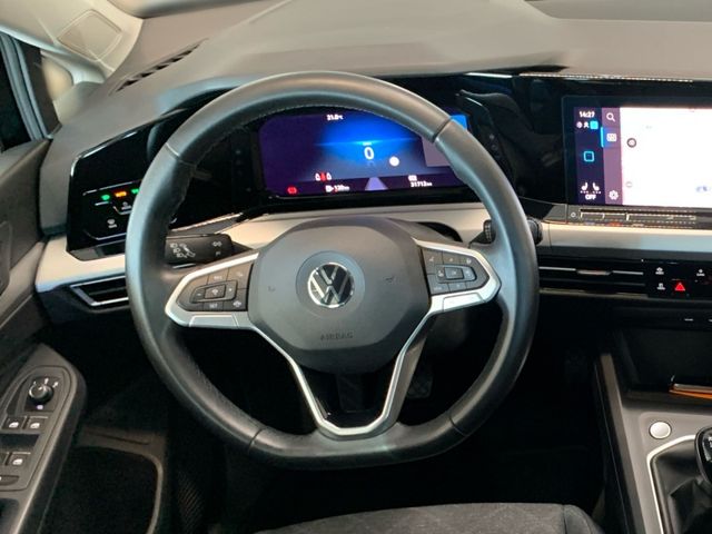Golf VIII 1.0 TSI LIFE LED+NAVI+DCP+APP+SITZHZG+