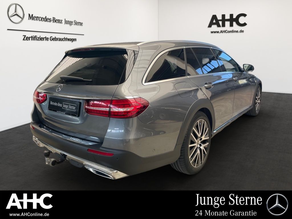 Fahrzeugabbildung Mercedes-Benz E 220 dT 4M All-Terrain Avantg. AHK Airmatic 360