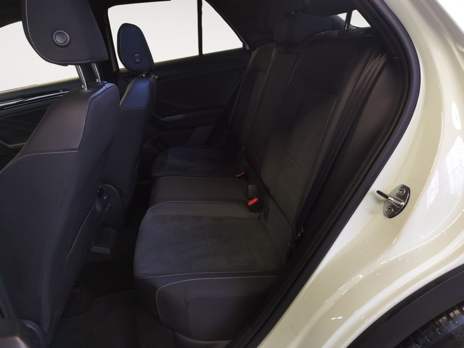 Volkswagen T-Roc - Bild 14