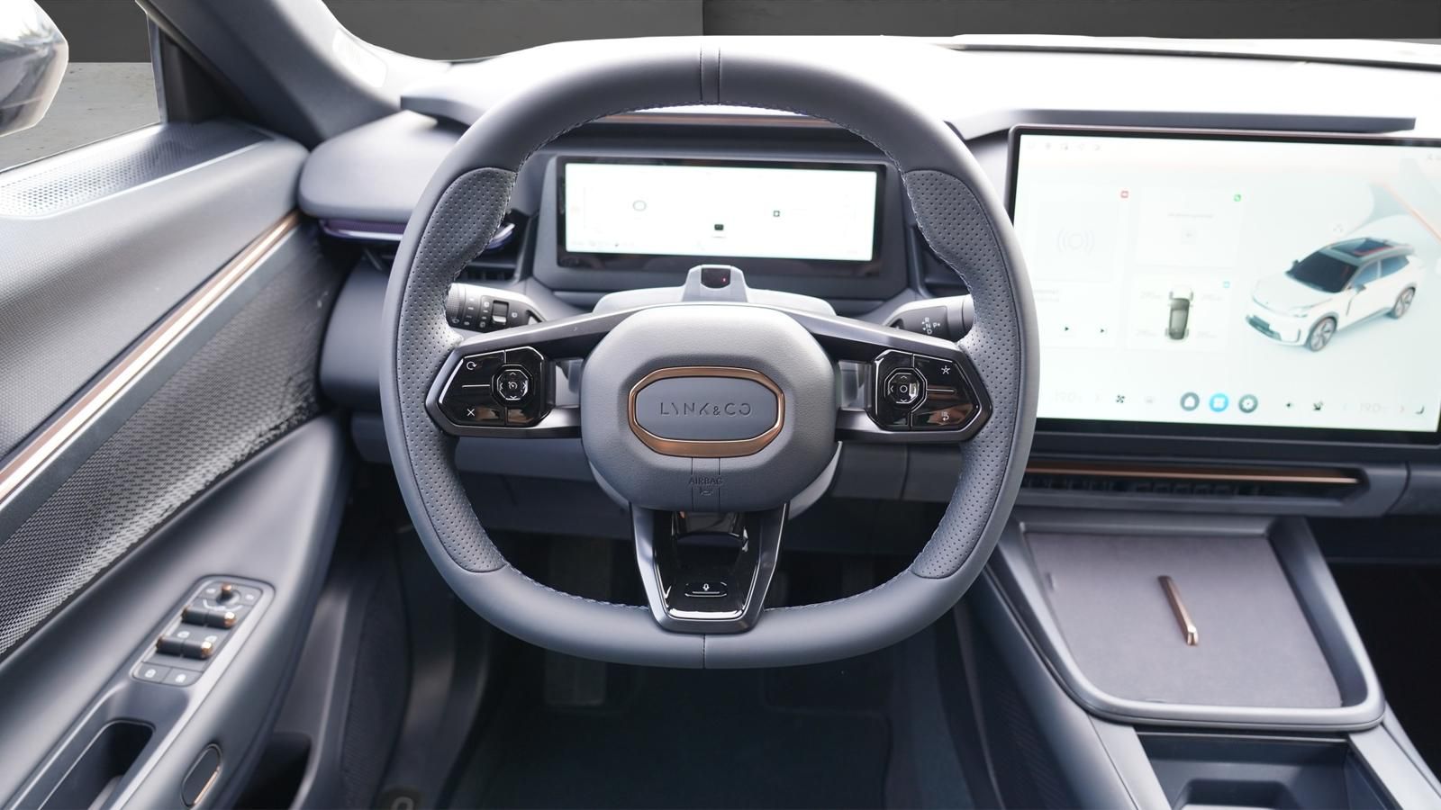 Lynk & Co 08