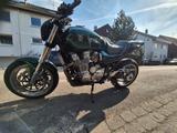Yamaha XJR 1300 - YAMAHA STREETFIGHTER