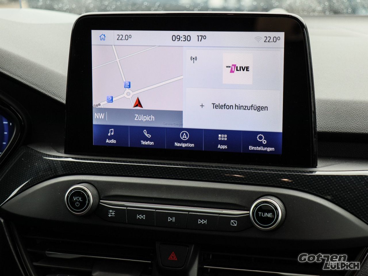 Fahrzeugabbildung Ford Focus Turnier ST-Line 2.0 TDCi Navi Pano LED PDC
