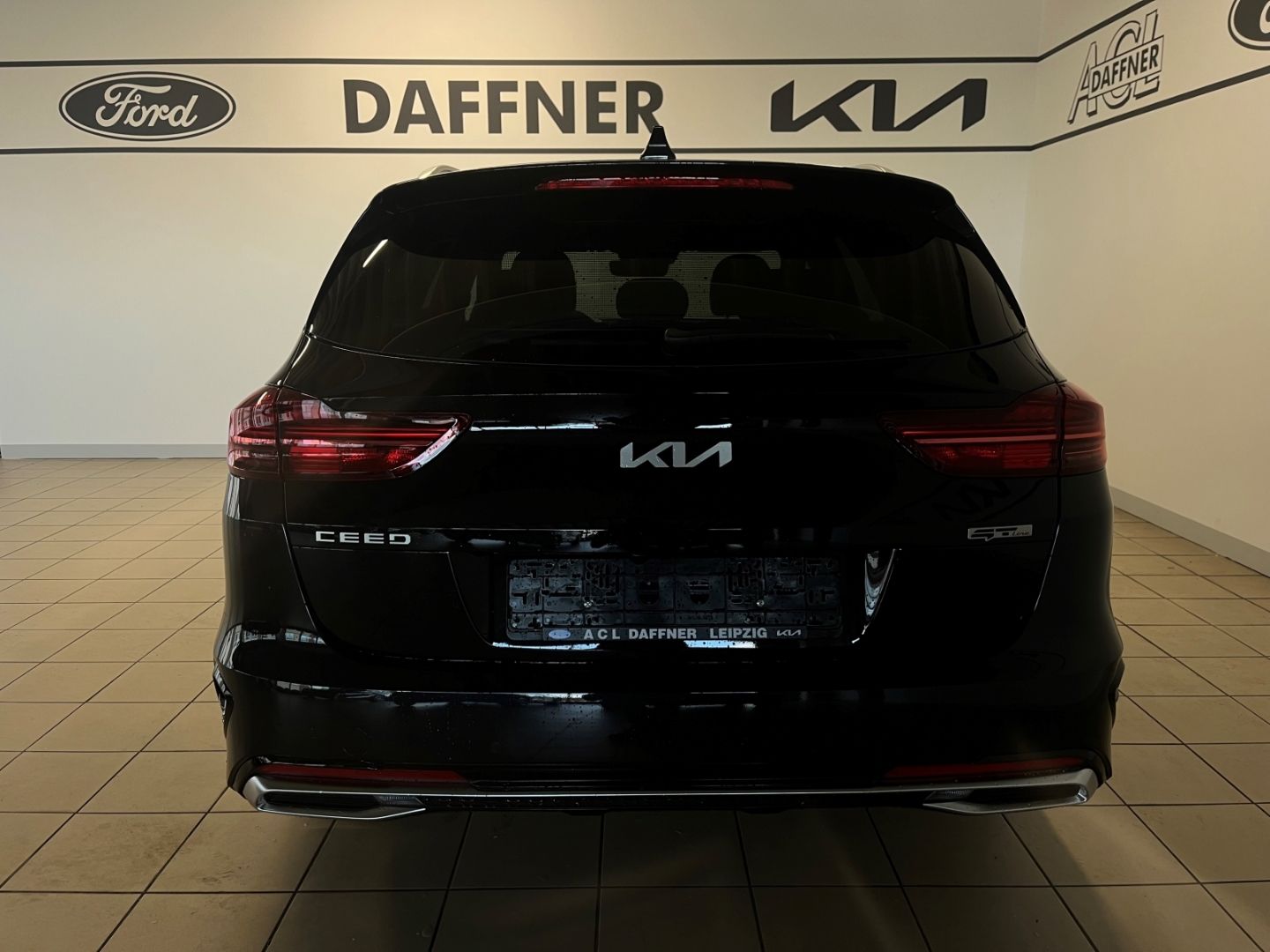 Fahrzeugabbildung Kia Ceed_sw Sportswagon GT Line 1.5 T-GDI JBL SHZ