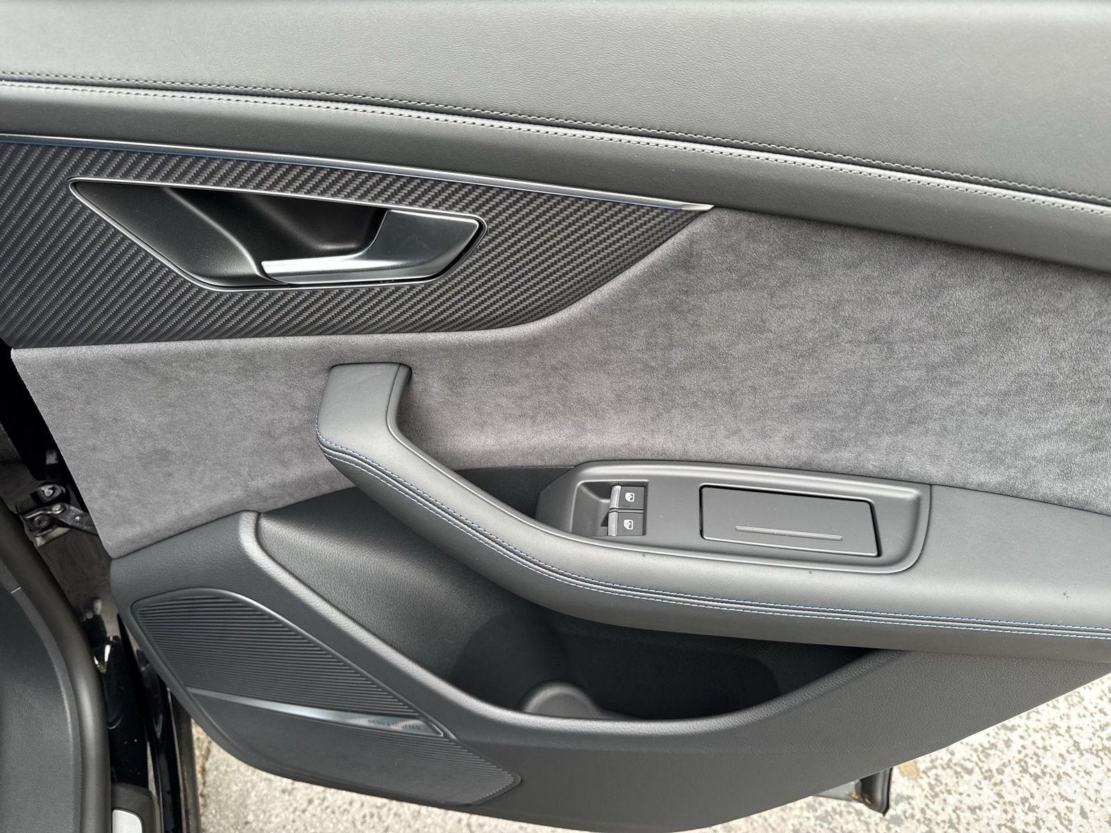 Audi RSQ8 - Bild 17