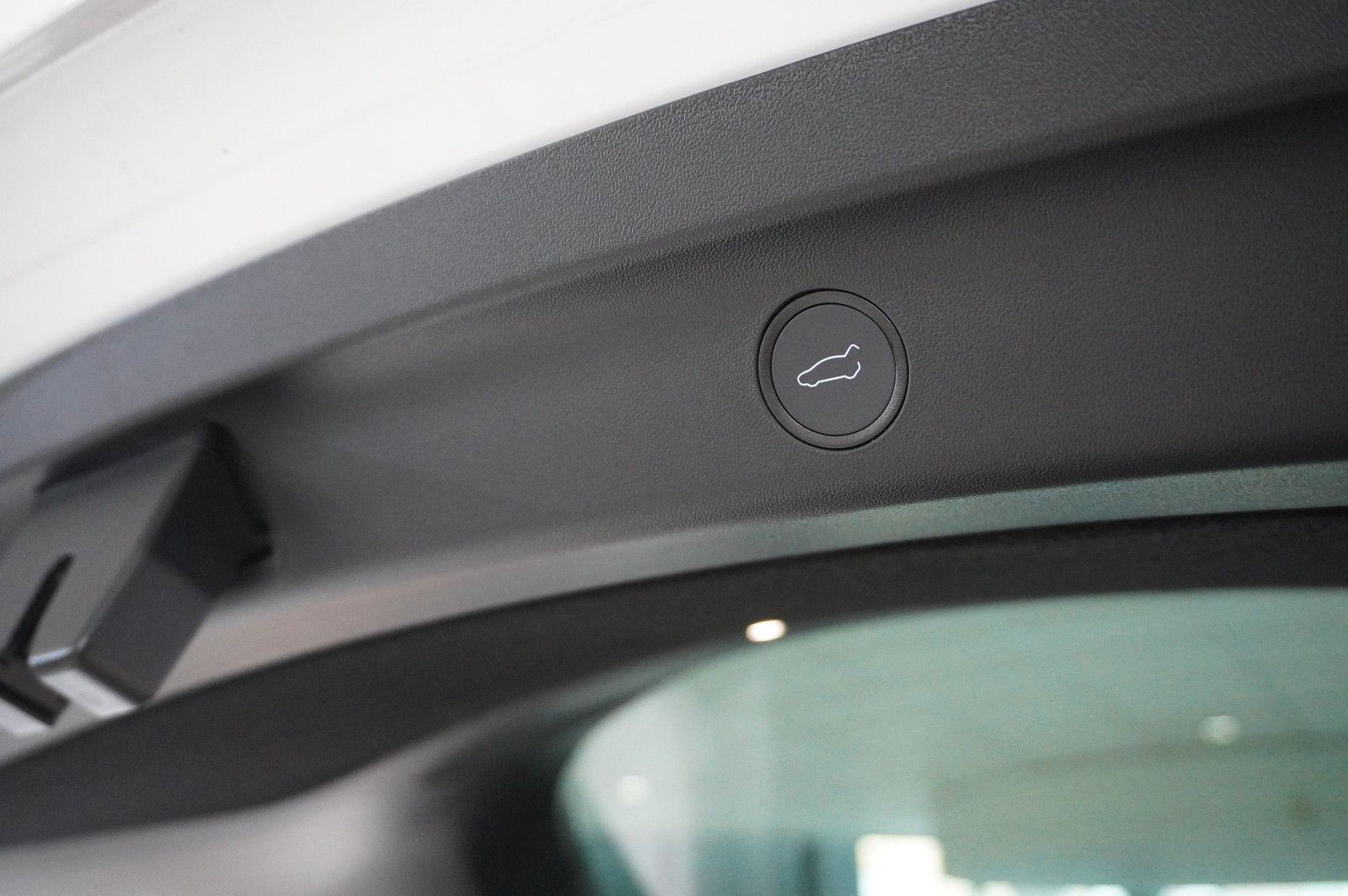 Tesla Model Y LONGRANGE DUAL-MOTOR NAVI LED KAMERA DAB foto 16