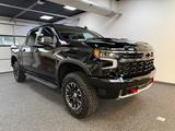 Chevrolet 2026 SILVERADO ZR2 OFF ROAD-SIDE ST 6.2L  V8-4x4 - Chevrolet Silverado ZR2 Gebrauchtwagen