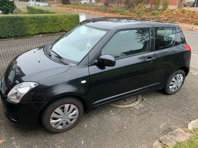 Suzuki Swift Bj. 2009-TÜV Feb 2026 mit Som...