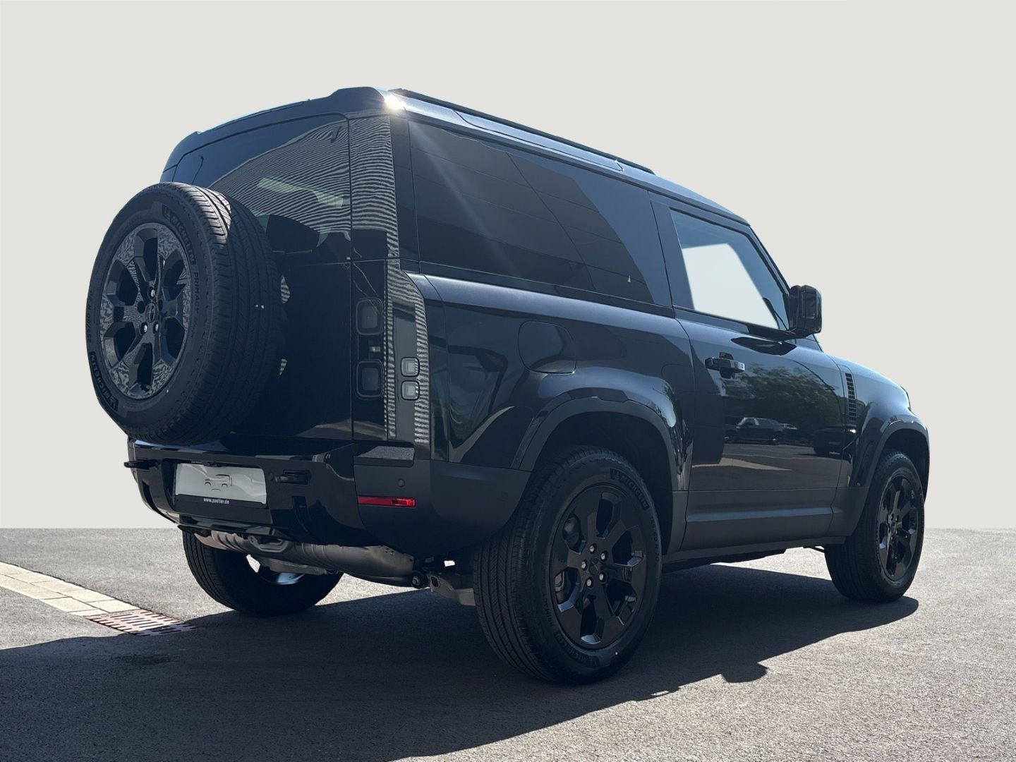 Land Rover Defender 90 3.0 D200 S 20'' AHK Black Paket Luft imagem 2