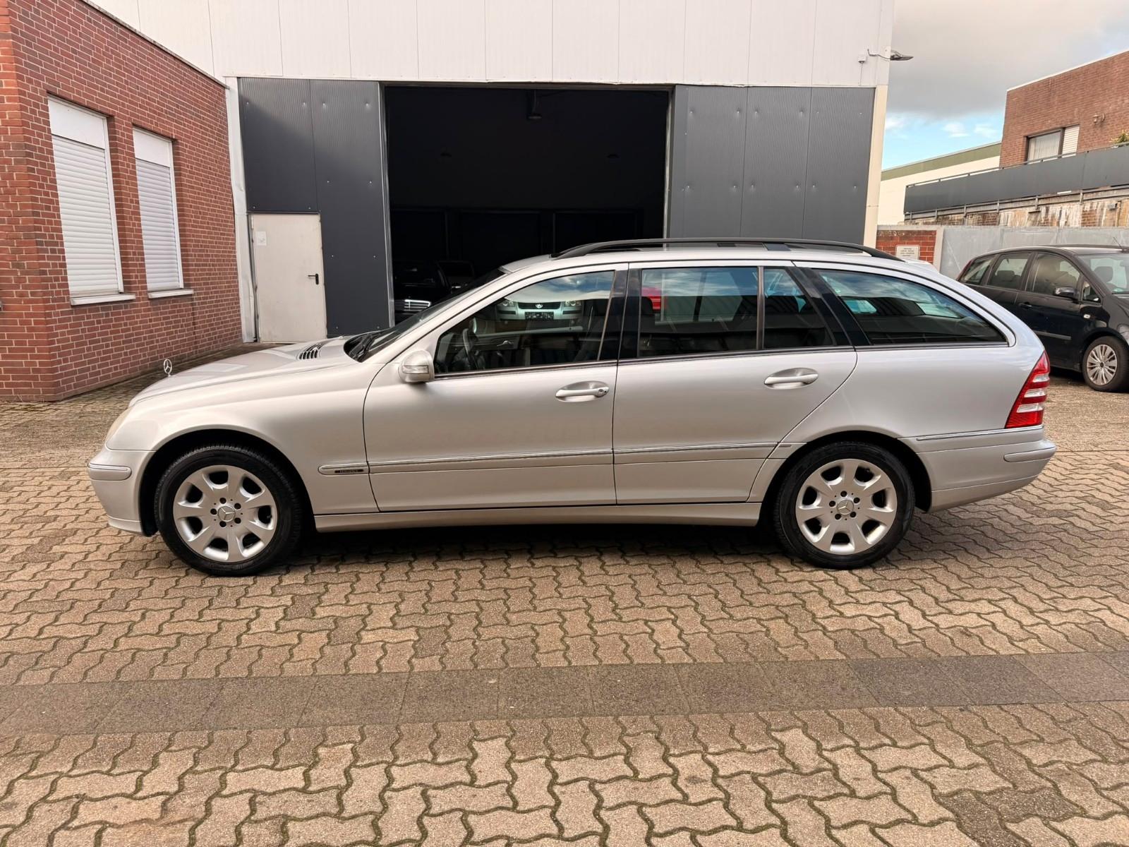 Mercedes-Benz C200 2006 — photo 8