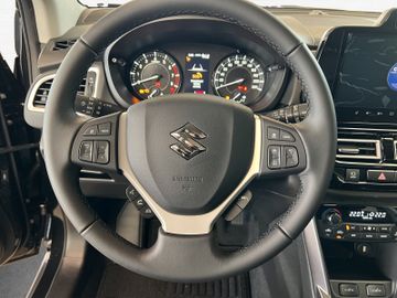 Fotografie 11 des Suzuki (SX4) S-Cross 1,5 Comfort+ ALLGRIP Pano-Dach LED Nav