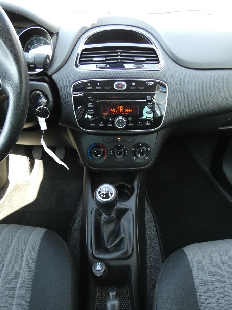 Fiat Punto *2HAND*PDC*KLIMA*ALU*5-TÜR-TÜV 3/28