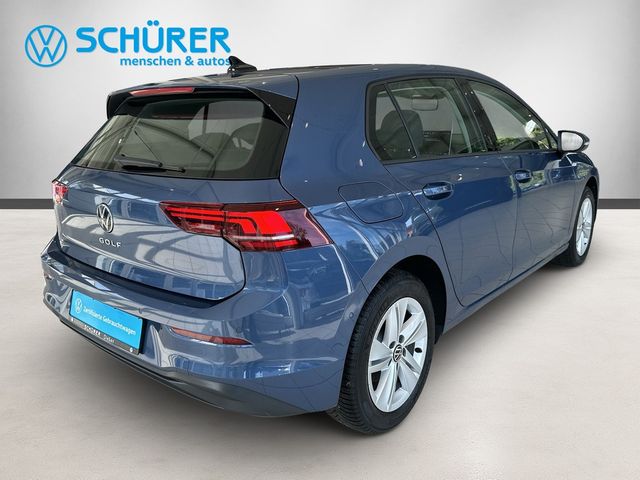 Volkswagen Golf VIII 1.5TSI Life AHK Rkam Keyless HuD Navi