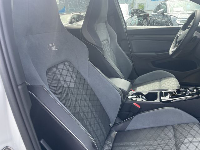 Golf Variant R-Line eTSi DSG Black Style Navi