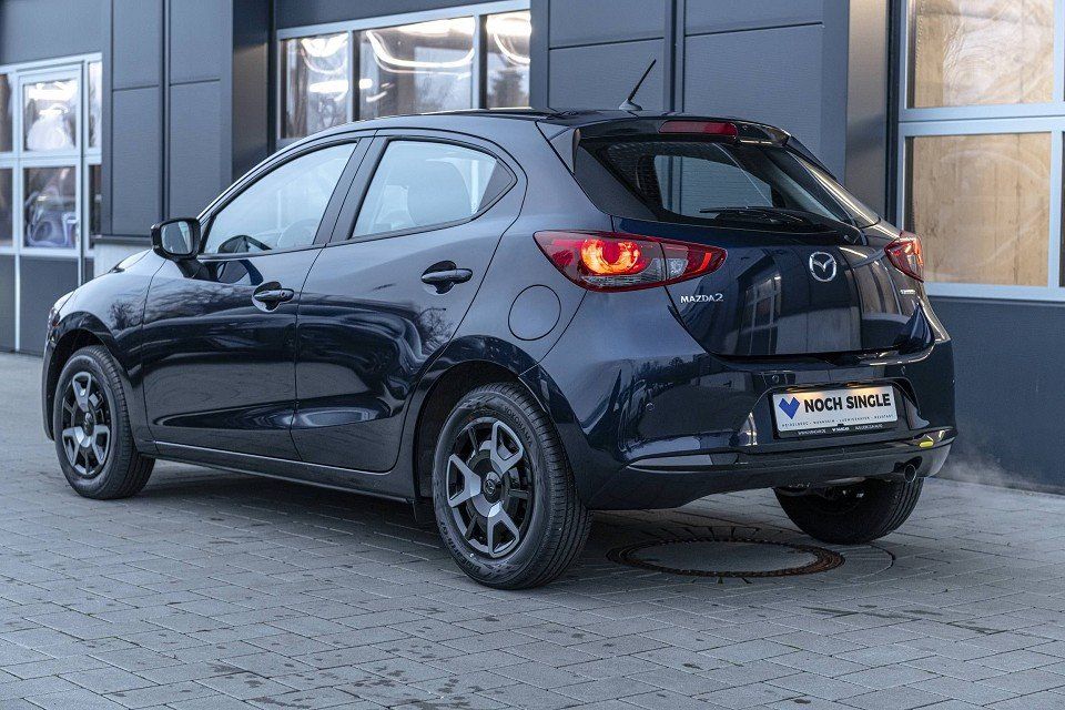 Fahrzeugabbildung Mazda 2 1.5i 90PS CENTER CONV