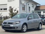 Volkswagen Golf 7 Team 1.6 BMT*NAVI*SITZHEIZUNG*PARKHILFE* - Volkswagen Golf aus 2011: 1.6