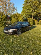 Audi A4 Avant Quattro - Audi quattro: Kombi