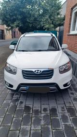Hyundai SANTA FE 2.0 CRDi Style 2WD Style - Hyundai SANTA FE mit Diesel-Antrieb: Geländewagen, 2.0