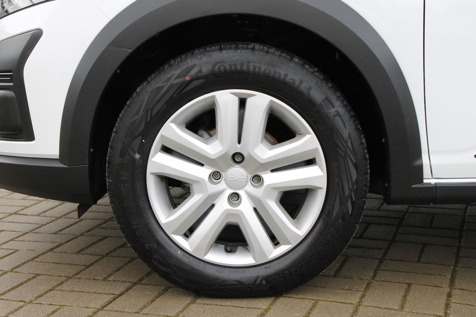 Fahrzeugabbildung Dacia Sandero III 1.0 TCe100LPG Stepway Expression