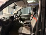 Citroën Berlingo Shine M - Citroën Berlingo: Schwarz