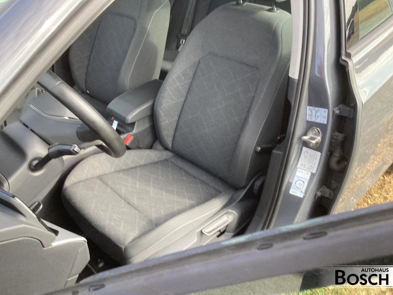 Volkswagen Golf VIII 2.0 TDI Life AHK Navi ACC SHZ LED, миниатюра 8